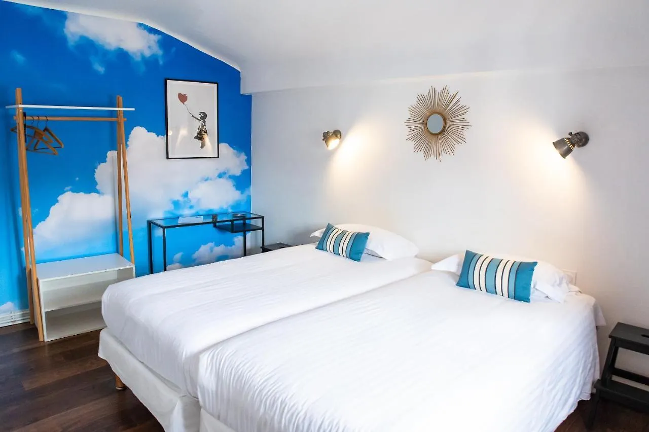 Hotel Le Port Neuf Bayonne France